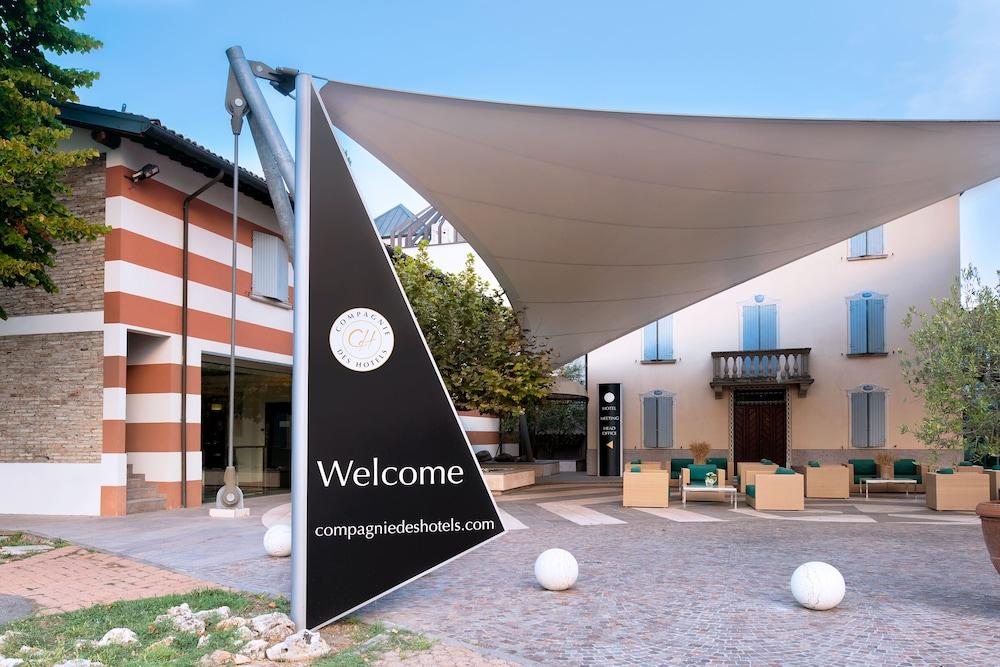 Hotel Villa Ducale Parma Exterior photo