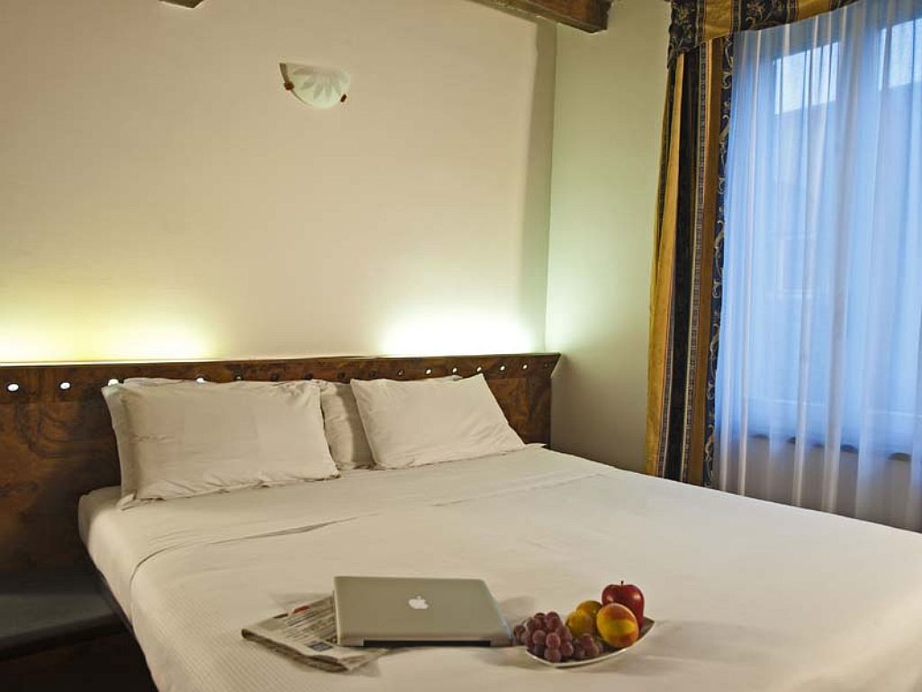 Hotel Villa Ducale Parma Exterior photo